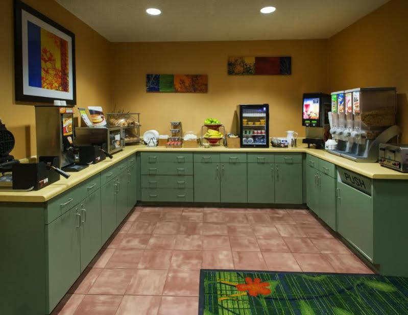 Fairfield Inn Tuscaloosa Bagian luar foto