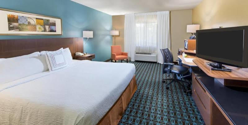 Fairfield Inn Tuscaloosa Bagian luar foto